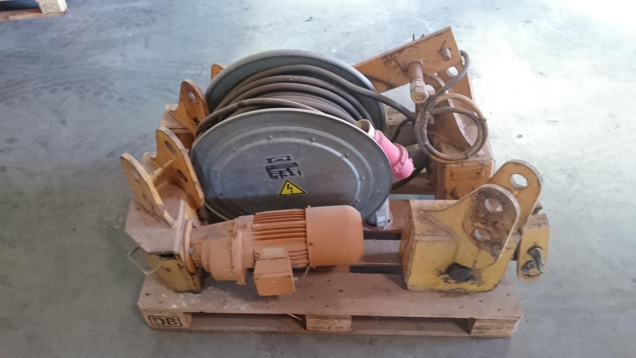 Liebherr Schienenfahrewerk Schienenfahrwerk für 34K, 35K - 건설장비 : 사진 3 Liebherr Schienenfahrewerk Schienenfahrwerk für 34K, 35K - 건설장비 : 사진 3