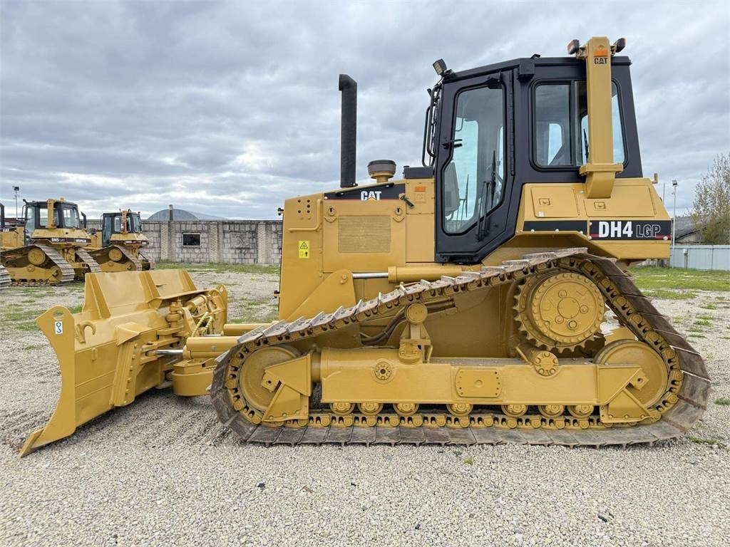 CAT D4H LGP - 불도저 : 사진 3 CAT D4H LGP - 불도저 : 사진 3