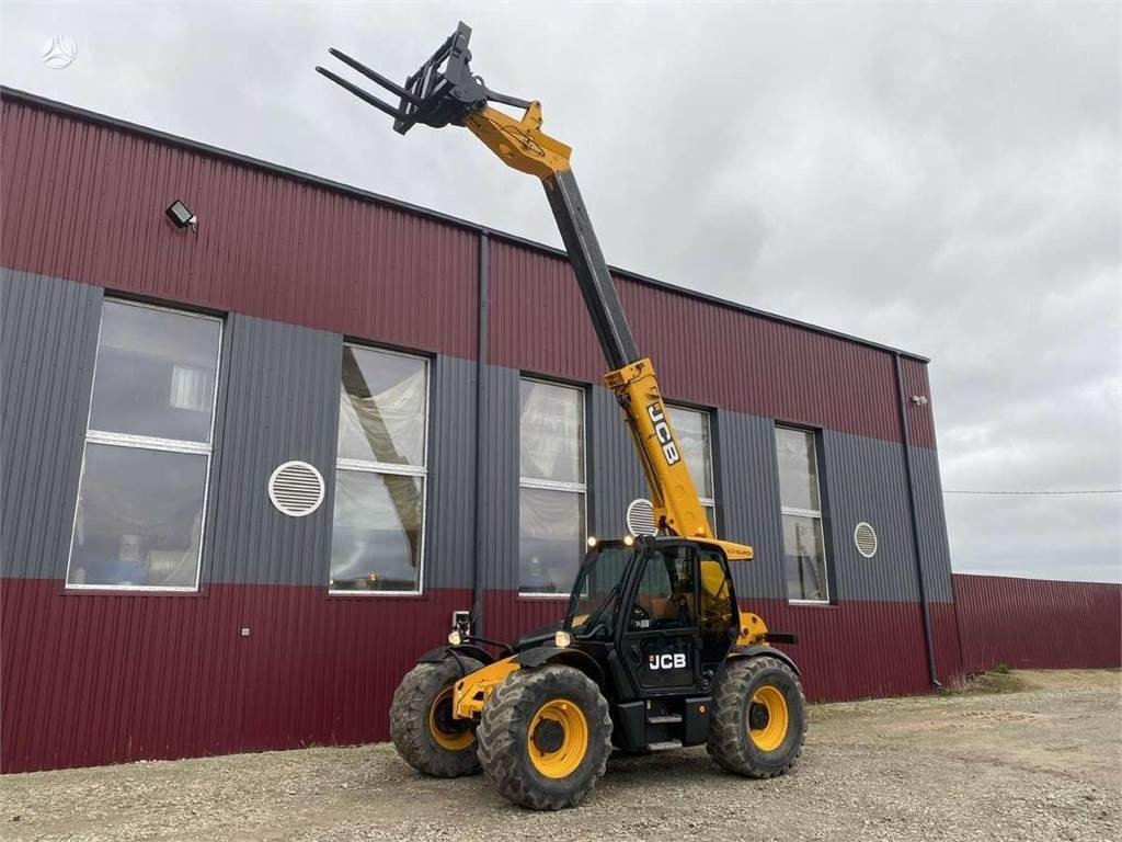 JCB 541-70 AgriSuper, 40 km/h - 텔레스코픽 핸들러 : 사진 4 JCB 541-70 AgriSuper, 40 km/h - 텔레스코픽 핸들러 : 사진 4