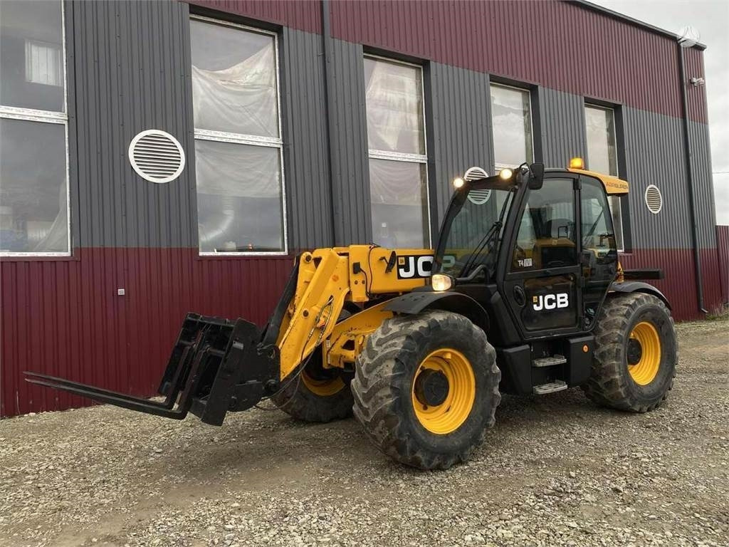JCB 541-70 AgriSuper, 40 km/h - 텔레스코픽 핸들러 : 사진 3 JCB 541-70 AgriSuper, 40 km/h - 텔레스코픽 핸들러 : 사진 3