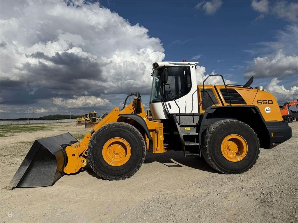 Liebherr L 550 , quick coupler - 휠 로더 : 사진 4 Liebherr L 550 , quick coupler - 휠 로더 : 사진 4