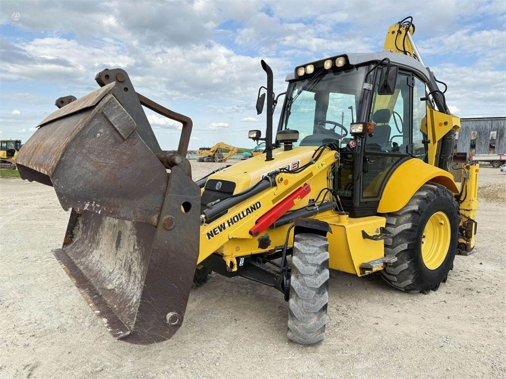 New Holland LB 110 B-4PT - 백호 로더 : 사진 1 New Holland LB 110 B-4PT - 백호 로더 : 사진 1