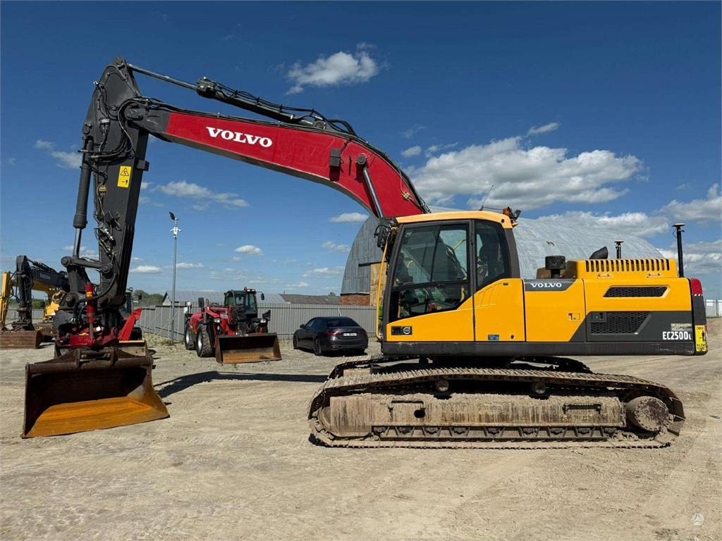 Volvo EC 250 DL 3D LEICA + ROTOTILT - 크롤러 굴삭기 : 사진 1 Volvo EC 250 DL 3D LEICA + ROTOTILT - 크롤러 굴삭기 : 사진 1