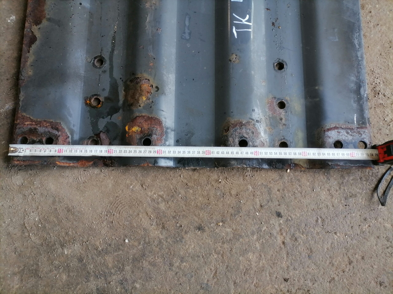 DAF Saddle plate 1377193 - 예비 휠 커플링 트럭 용 : 사진 5 DAF Saddle plate 1377193 - 예비 휠 커플링 트럭 용 : 사진 5