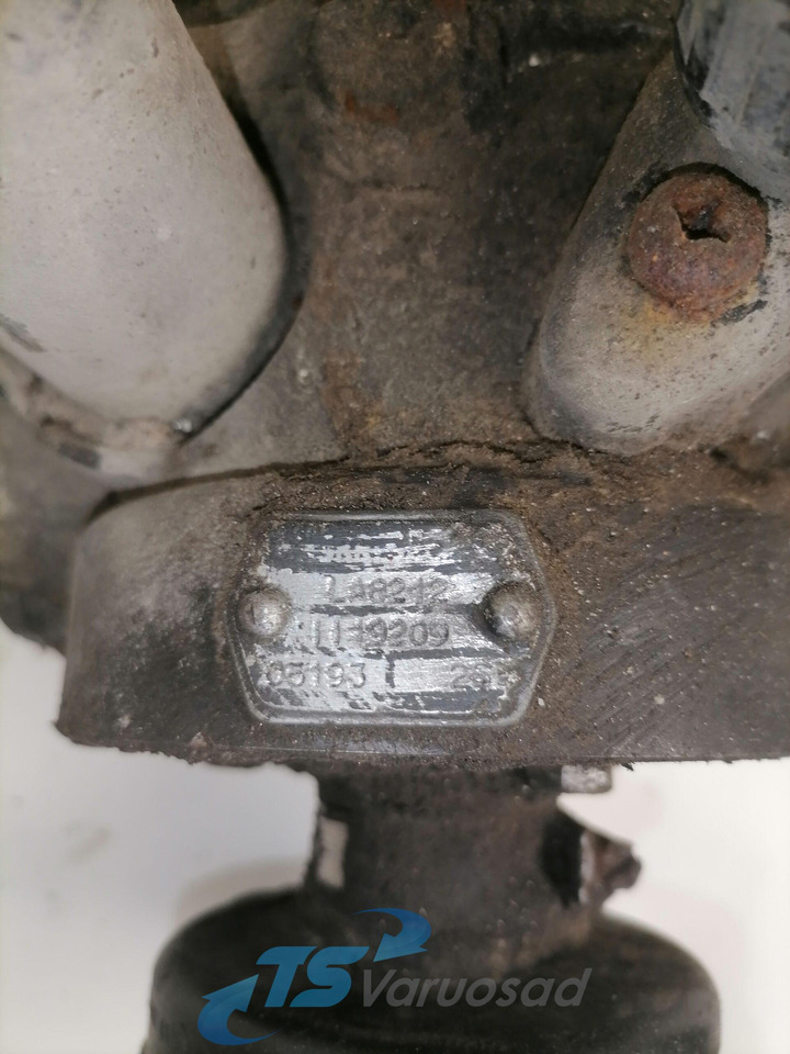 MAN Air dryer LA8212 - 브레이크 밸브 트럭 용 : 사진 4 MAN Air dryer LA8212 - 브레이크 밸브 트럭 용 : 사진 4