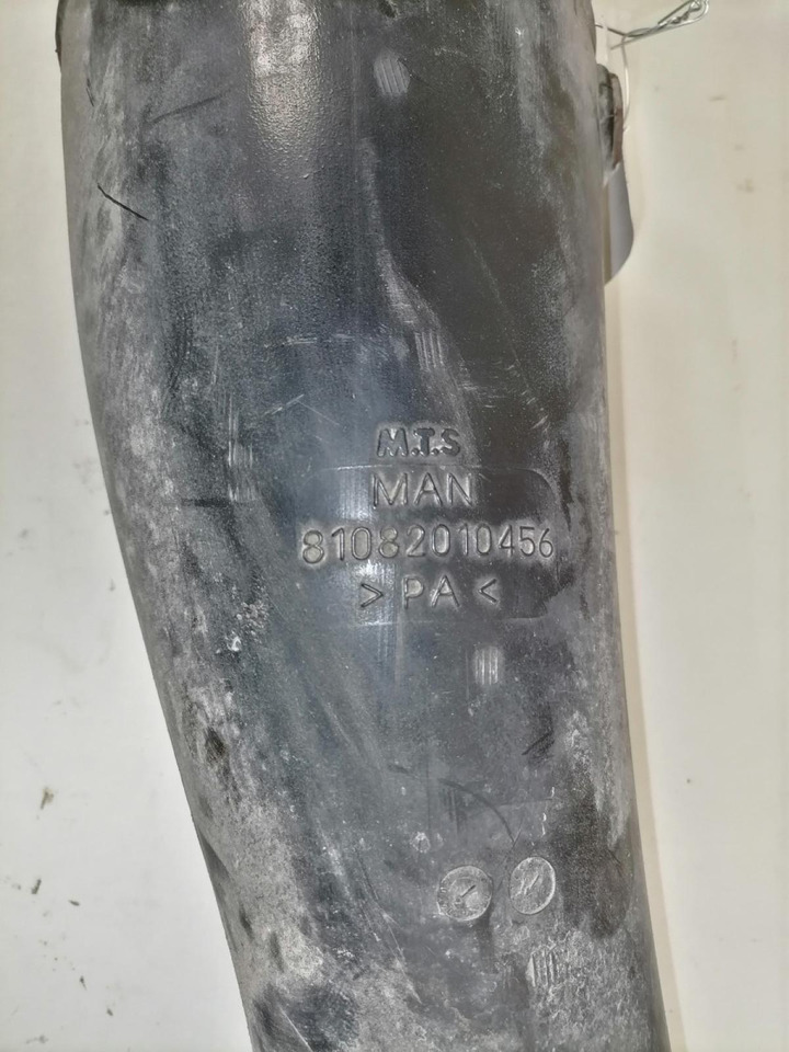 MAN Air intake 81082010456 - 공기 흡입 시스템 트럭 용 : 사진 4 MAN Air intake 81082010456 - 공기 흡입 시스템 트럭 용 : 사진 4