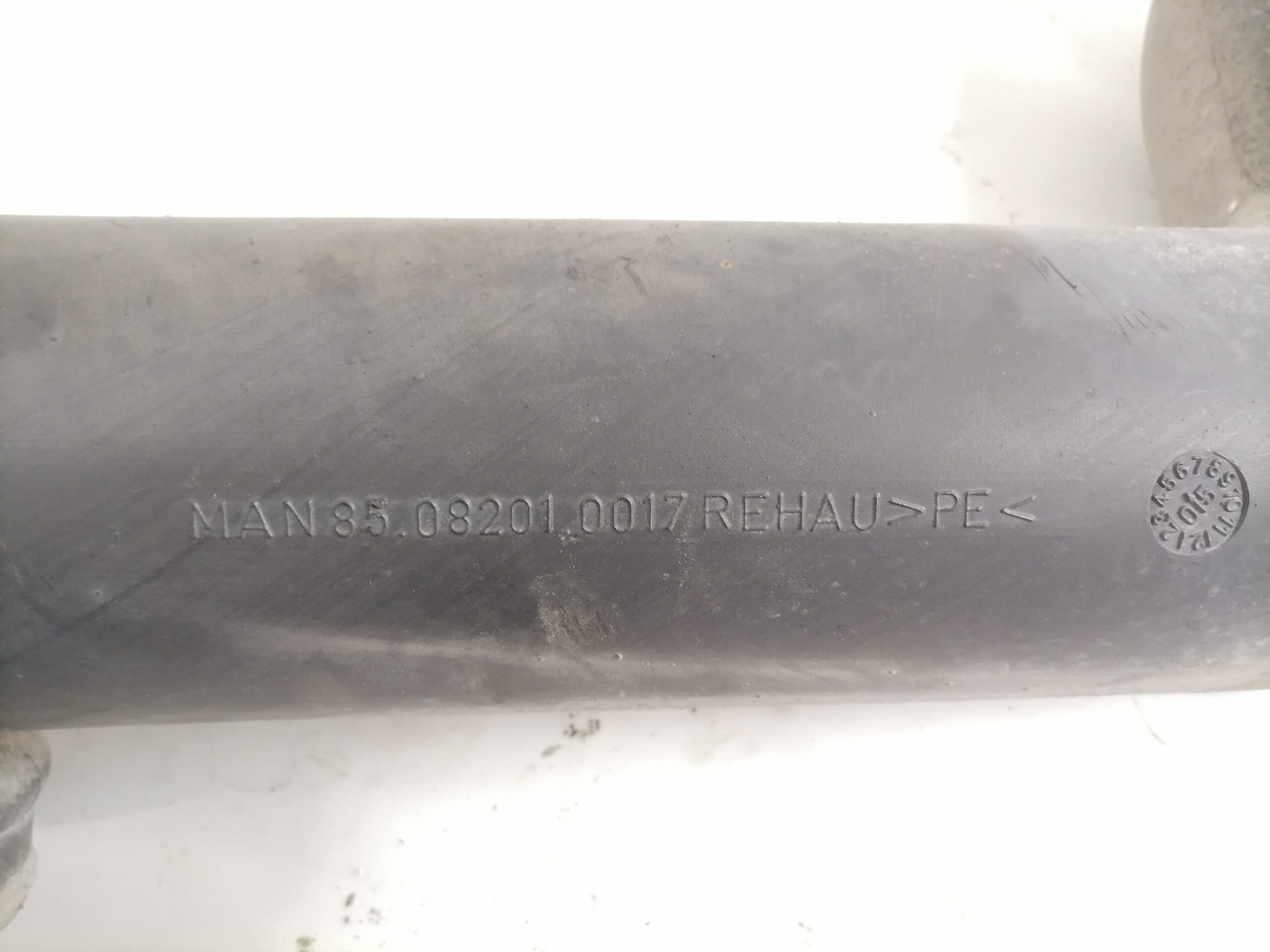 MAN Air intake 85082010017 - 공기 흡입 시스템 트럭 용 : 사진 2 MAN Air intake 85082010017 - 공기 흡입 시스템 트럭 용 : 사진 2