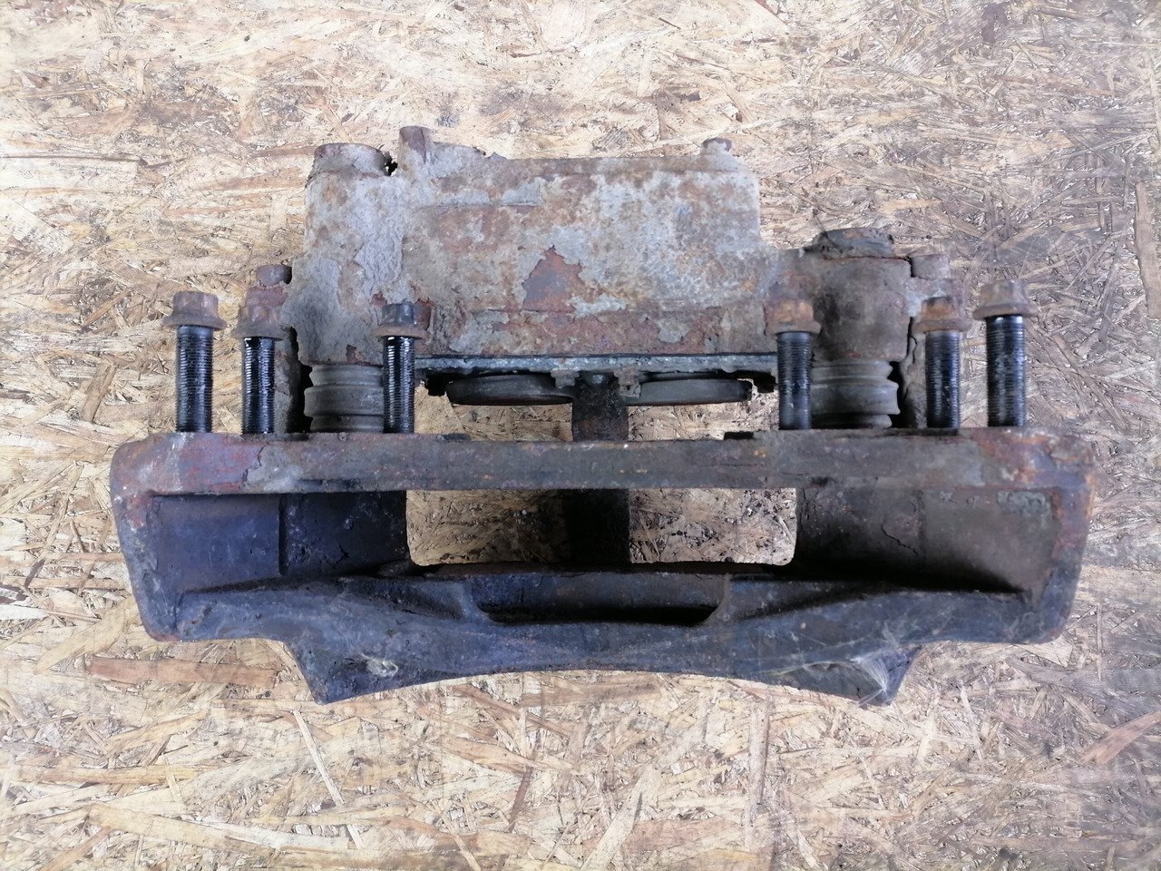 MAN Brake caliper 5010525489 - 브레이크 부품 트럭 용 : 사진 4 MAN Brake caliper 5010525489 - 브레이크 부품 트럭 용 : 사진 4