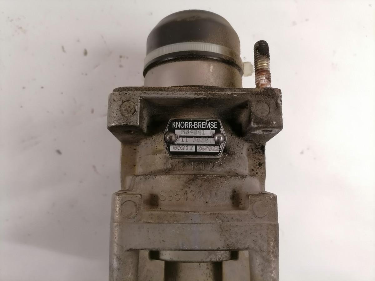 MAN Brake pressure control II36301 - 브레이크 밸브 트럭 용 : 사진 5 MAN Brake pressure control II36301 - 브레이크 밸브 트럭 용 : 사진 5