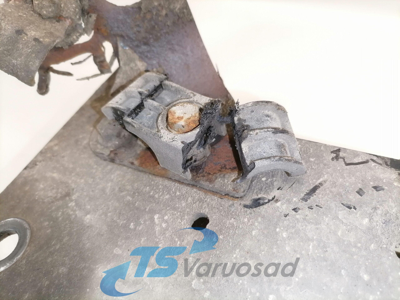 MAN Cab suspension carrier 81417200145 - 운전실 서스펜션 트럭 용 : 사진 5 MAN Cab suspension carrier 81417200145 - 운전실 서스펜션 트럭 용 : 사진 5