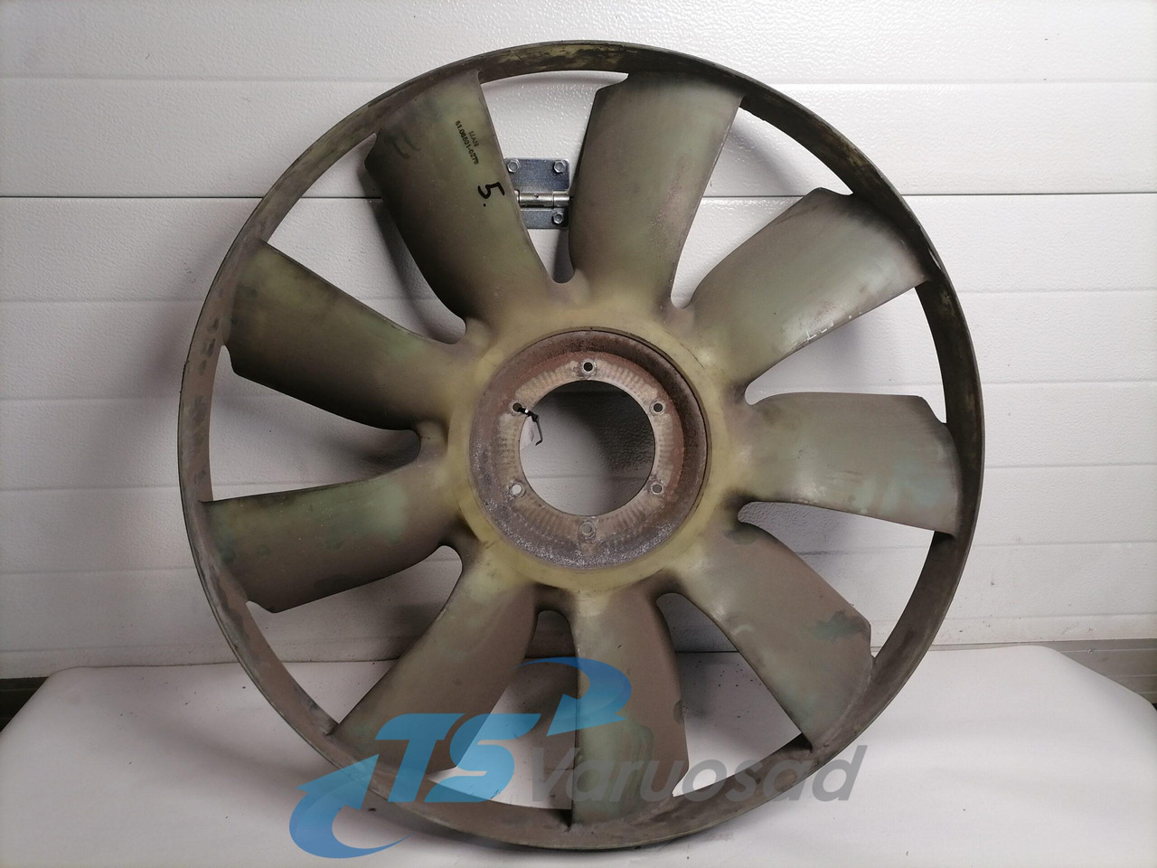 MAN Cooling fan 51066010279 - 팬 트럭 용 : 사진 1 MAN Cooling fan 51066010279 - 팬 트럭 용 : 사진 1