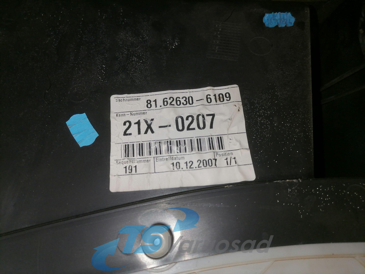 MAN Door trim panel 81626306109 - 도어 및 부품 트럭 용 : 사진 3 MAN Door trim panel 81626306109 - 도어 및 부품 트럭 용 : 사진 3