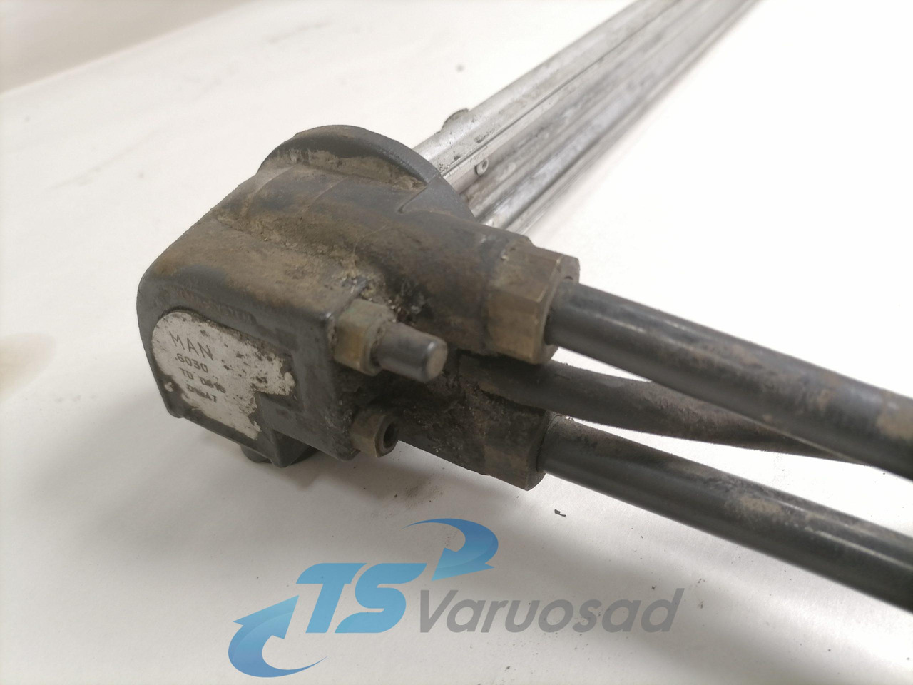 MAN Fuel pick up 6030 - 연료 시스템 트럭 용 : 사진 3 MAN Fuel pick up 6030 - 연료 시스템 트럭 용 : 사진 3