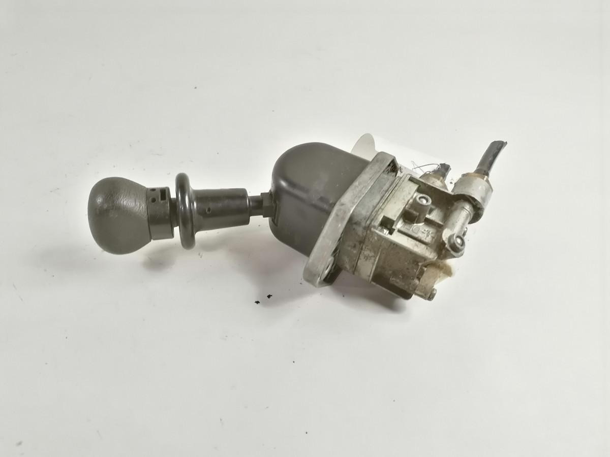 MAN Handbrake control lever 81523156156 - 범용 부품 트럭 용 : 사진 3 MAN Handbrake control lever 81523156156 - 범용 부품 트럭 용 : 사진 3