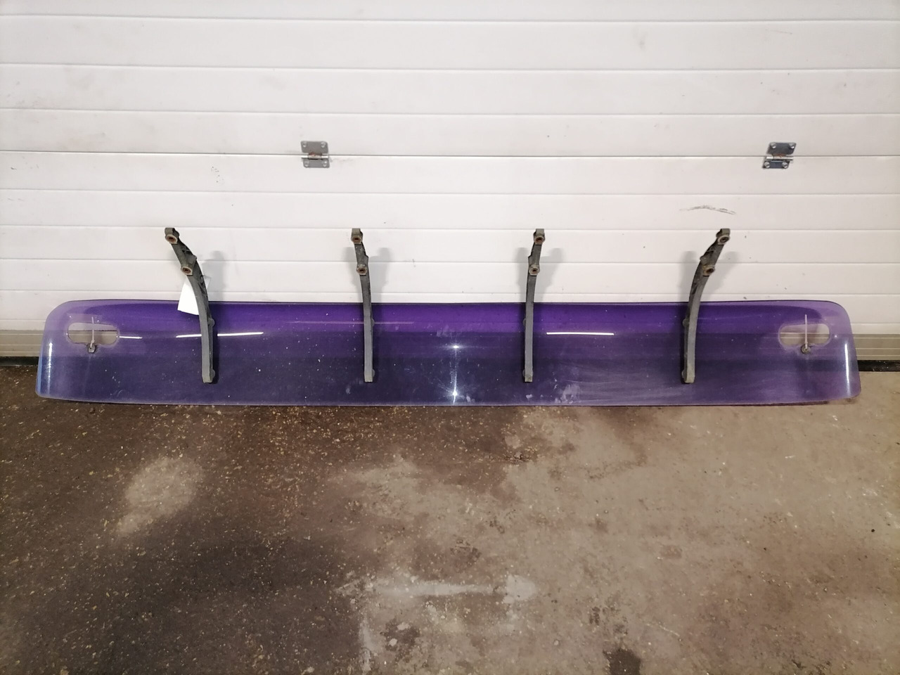 MAN Sun visor 81637010032 - 보디 및 외관 트럭 용 : 사진 5 MAN Sun visor 81637010032 - 보디 및 외관 트럭 용 : 사진 5