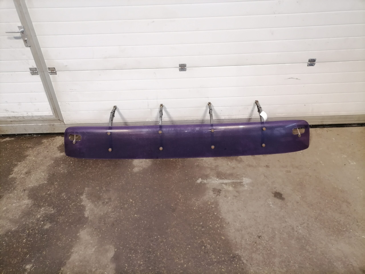 MAN Sun visor 81637010032 - 보디 및 외관 트럭 용 : 사진 1 MAN Sun visor 81637010032 - 보디 및 외관 트럭 용 : 사진 1