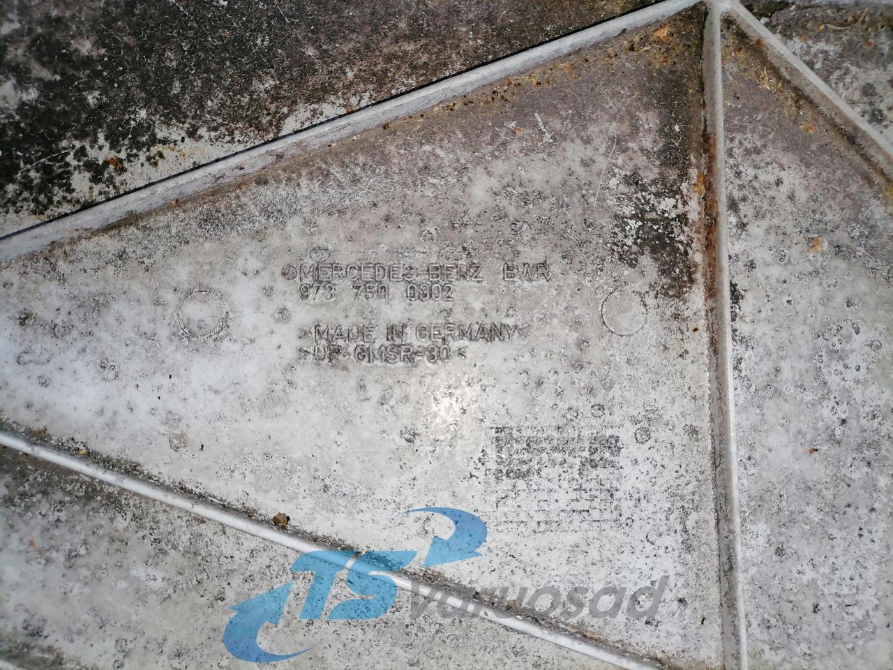 MB Iluvõre 9737500302 - 그릴 트럭 용 : 사진 3 MB Iluvõre 9737500302 - 그릴 트럭 용 : 사진 3