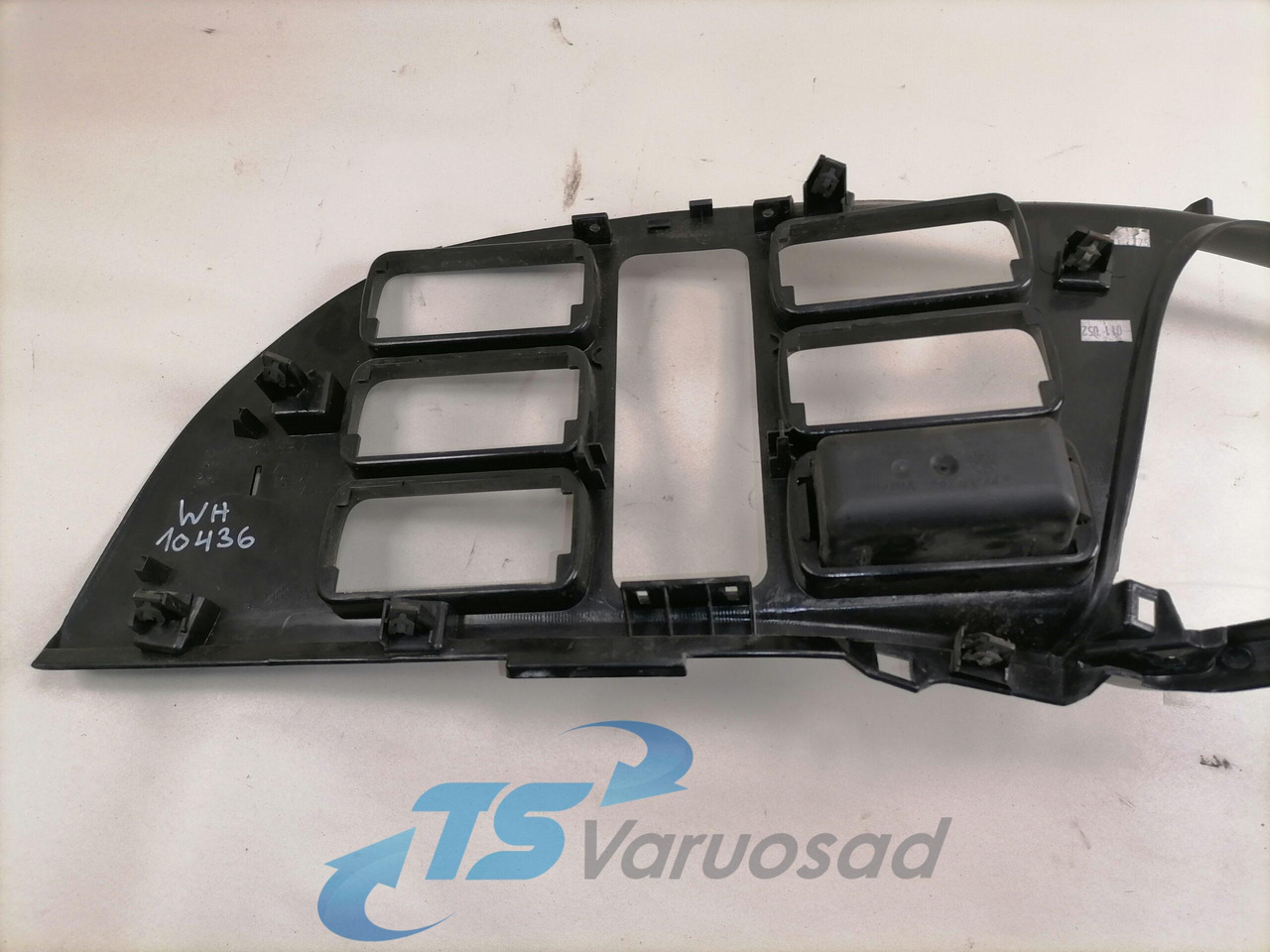Mercedes-Benz Dashboard cover A9436800607 - 대시보드 트럭 용 : 사진 3 Mercedes-Benz Dashboard cover A9436800607 - 대시보드 트럭 용 : 사진 3