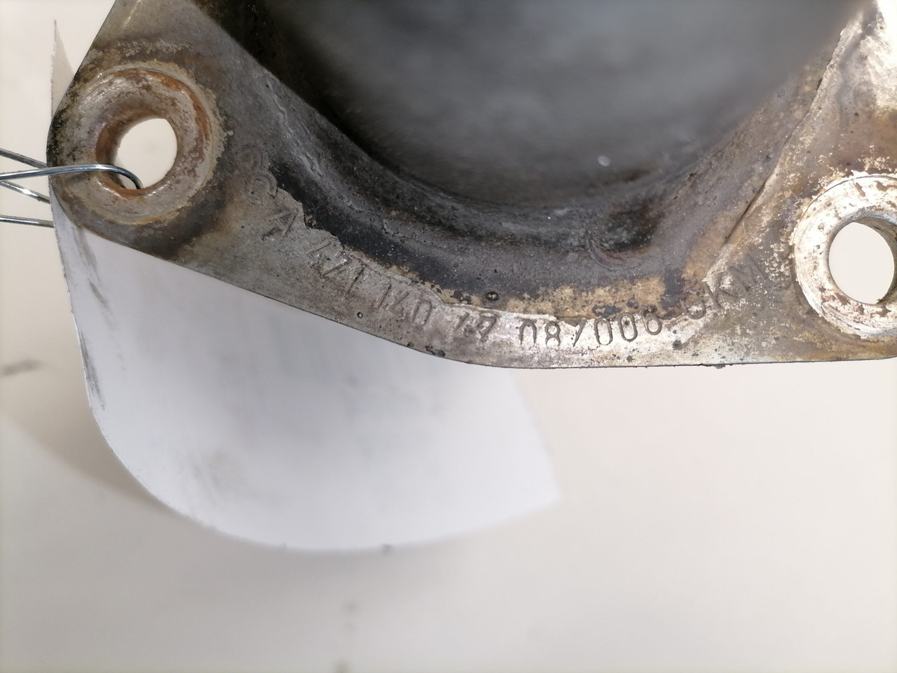 Mercedes-Benz EGR pipe A4711404708 - 배기 시스템 트럭 용 : 사진 4 Mercedes-Benz EGR pipe A4711404708 - 배기 시스템 트럭 용 : 사진 4