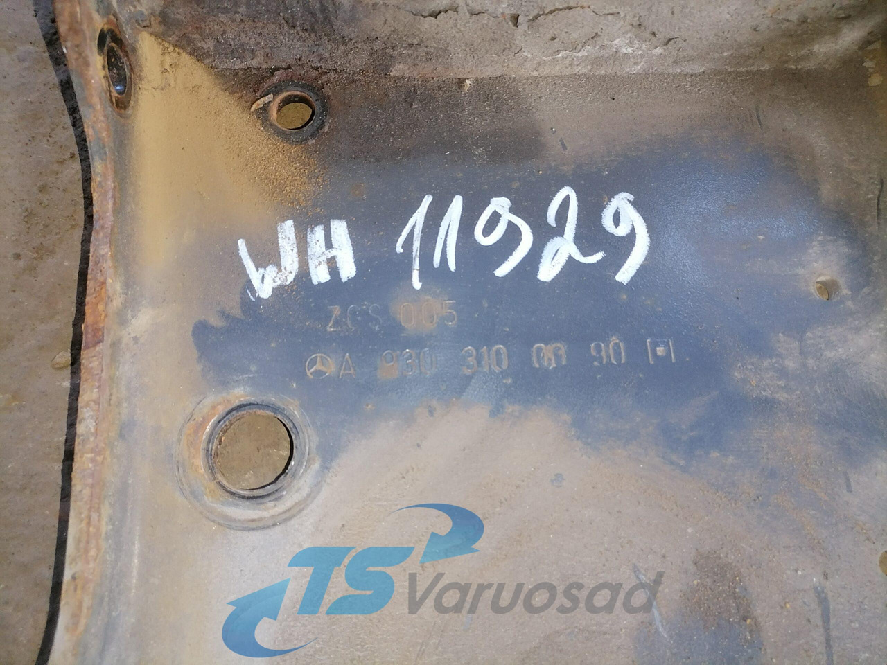Mercedes-Benz Front bumper carrier A9303100090 - 범퍼 트럭 용 : 사진 3 Mercedes-Benz Front bumper carrier A9303100090 - 범퍼 트럭 용 : 사진 3