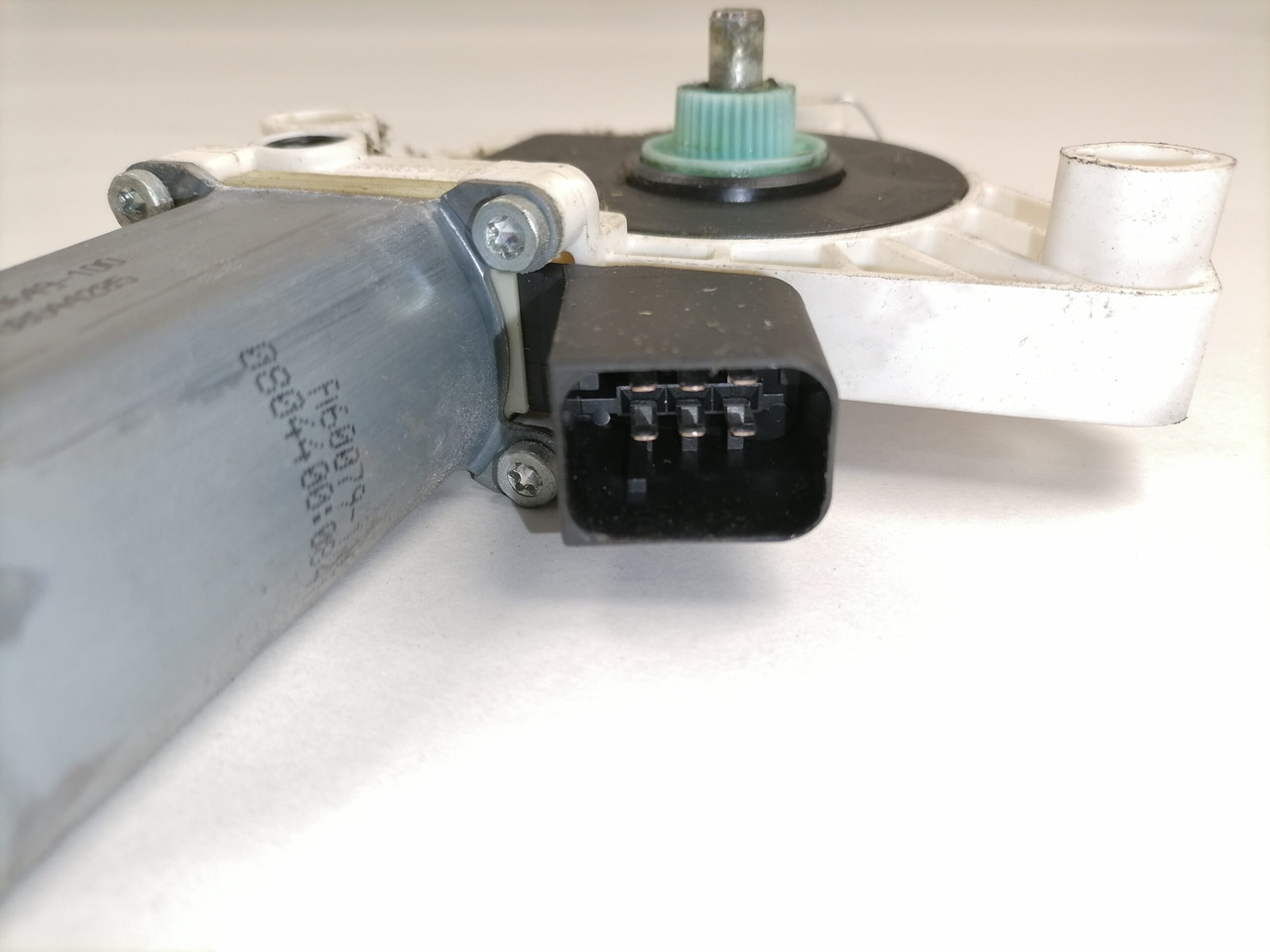 Mercedes-Benz Glass lift A55382110 - 창문 및 부품 트럭 용 : 사진 4 Mercedes-Benz Glass lift A55382110 - 창문 및 부품 트럭 용 : 사진 4