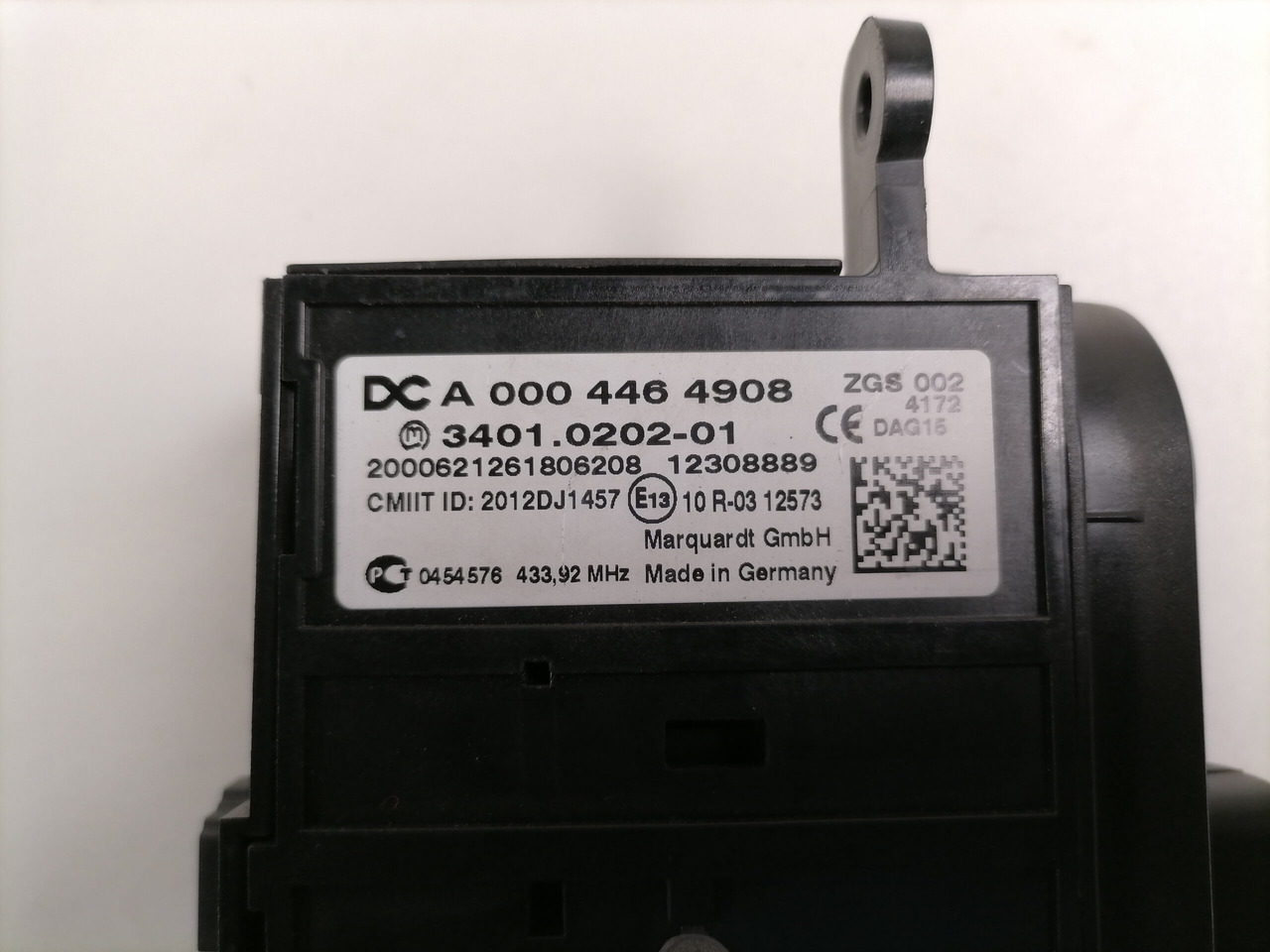 Mercedes-Benz Ignition lock A0004464908 - 도어 및 부품 트럭 용 : 사진 3 Mercedes-Benz Ignition lock A0004464908 - 도어 및 부품 트럭 용 : 사진 3