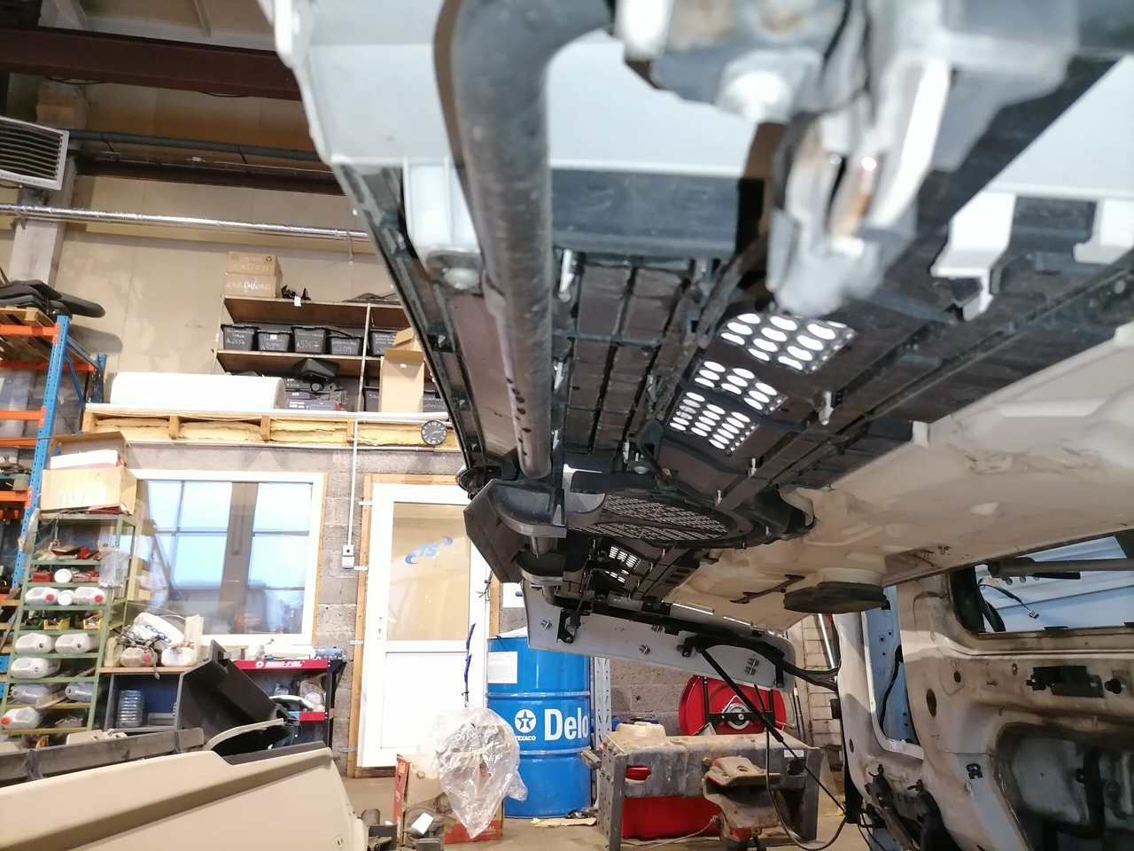 Mercedes-Benz Iluvõre A9607500409 - 그릴 트럭 용 : 사진 5 Mercedes-Benz Iluvõre A9607500409 - 그릴 트럭 용 : 사진 5