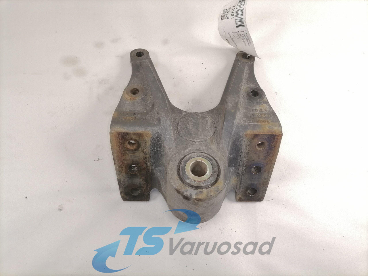 Mercedes-Benz Leaf spring bracket A9413200070 - 서스펜션 트럭 용 : 사진 2 Mercedes-Benz Leaf spring bracket A9413200070 - 서스펜션 트럭 용 : 사진 2