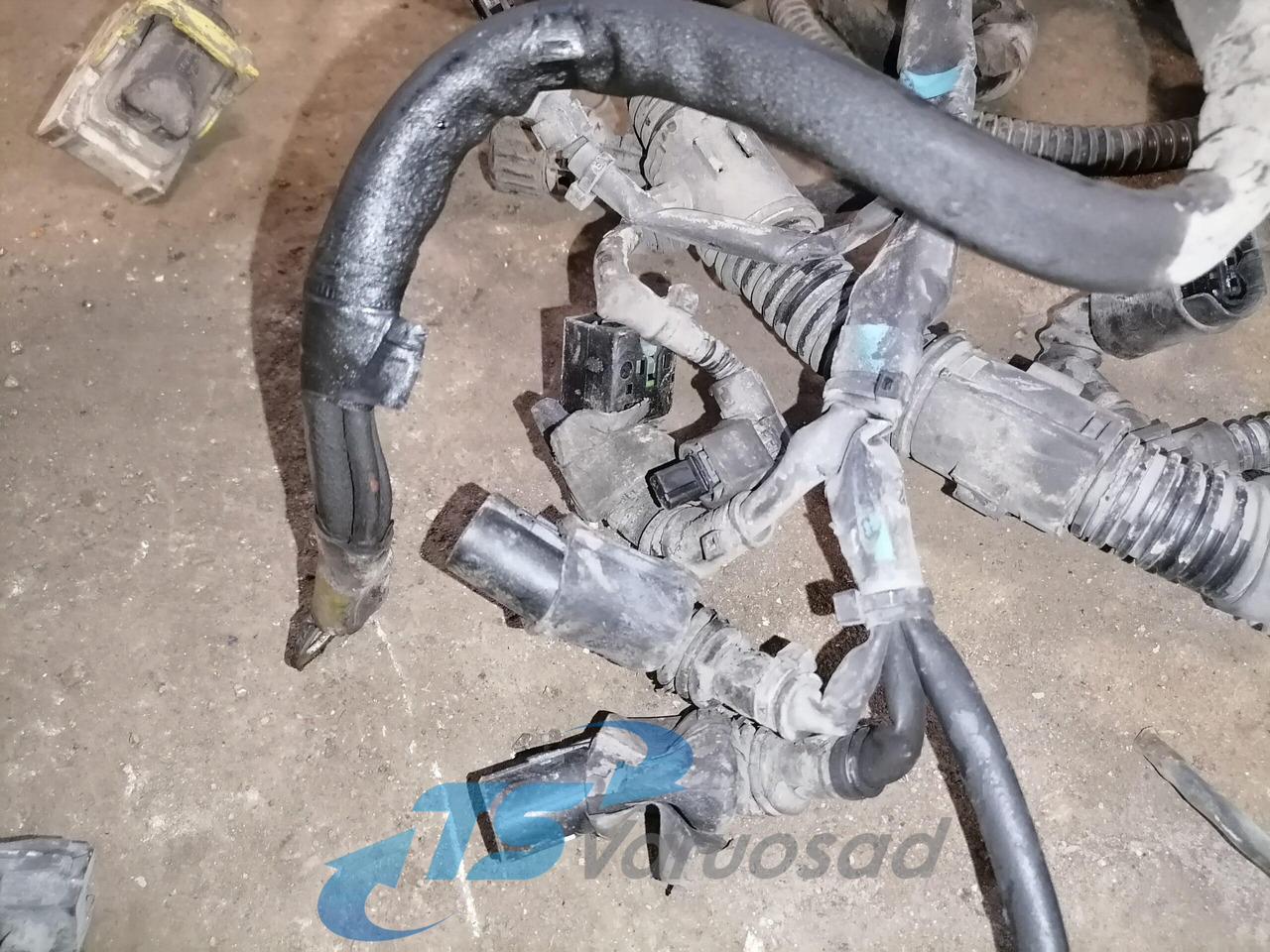 Mercedes-Benz Mootori juhtmestik A5411502320 - 범용 부품 트럭 용 : 사진 3 Mercedes-Benz Mootori juhtmestik A5411502320 - 범용 부품 트럭 용 : 사진 3