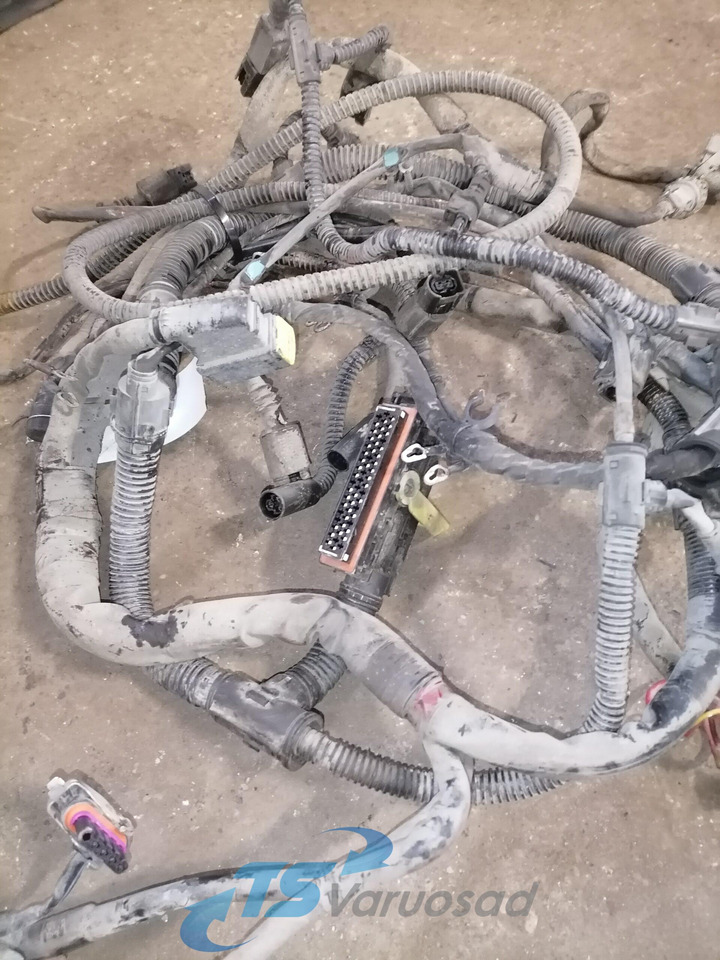 Mercedes-Benz Mootori juhtmestik A5411502320 - 범용 부품 트럭 용 : 사진 4 Mercedes-Benz Mootori juhtmestik A5411502320 - 범용 부품 트럭 용 : 사진 4