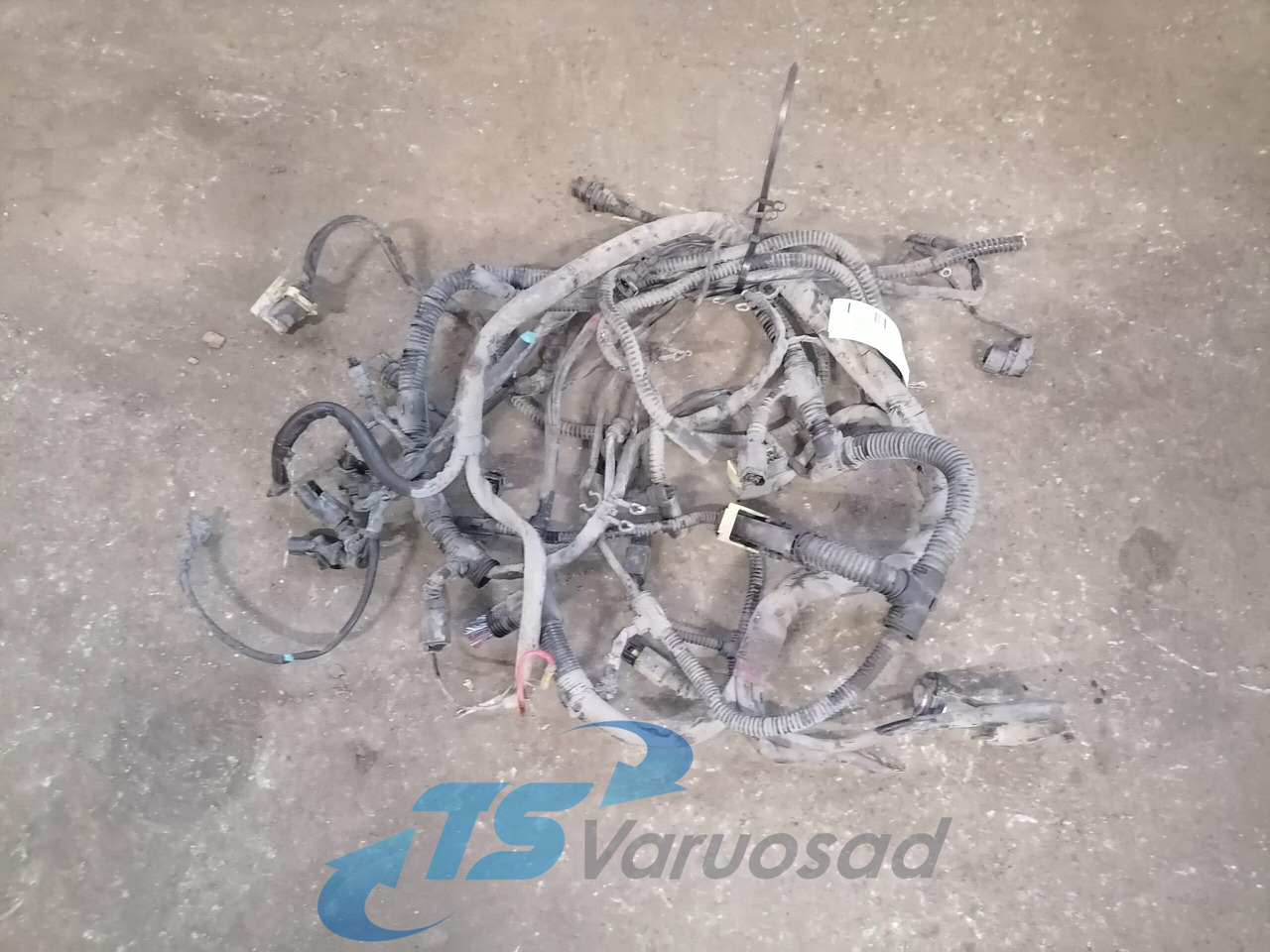 Mercedes-Benz Mootori juhtmestik A5411502320 - 범용 부품 트럭 용 : 사진 1 Mercedes-Benz Mootori juhtmestik A5411502320 - 범용 부품 트럭 용 : 사진 1