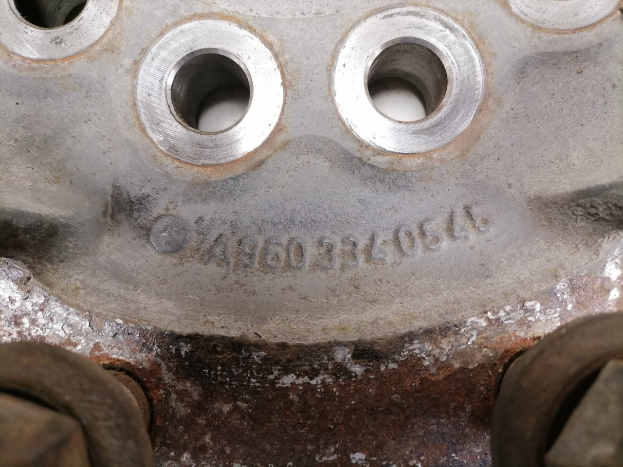 Mercedes-Benz Rattarummu flants, esisild A9603340545 - 휠 허브 트럭 용 : 사진 4 Mercedes-Benz Rattarummu flants, esisild A9603340545 - 휠 허브 트럭 용 : 사진 4