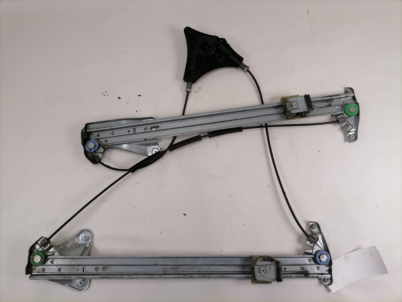 Mercedes-Benz Side window lifting mechanism A9607201146 - 창문 및 부품 트럭 용 : 사진 4 Mercedes-Benz Side window lifting mechanism A9607201146 - 창문 및 부품 트럭 용 : 사진 4