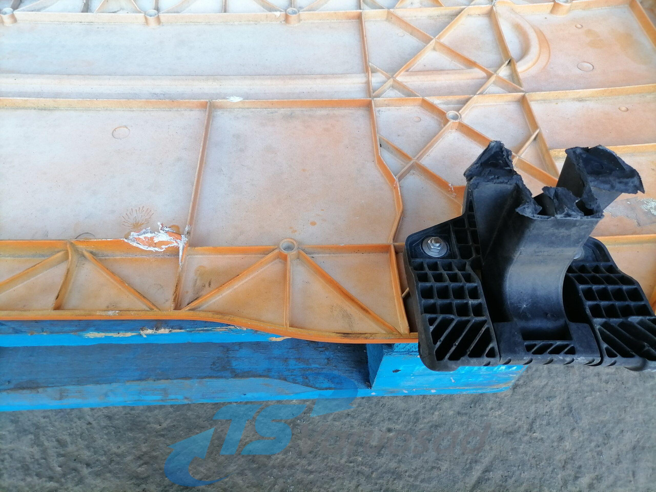 Renault Iluvõre 5010301618 - 그릴 트럭 용 : 사진 3 Renault Iluvõre 5010301618 - 그릴 트럭 용 : 사진 3