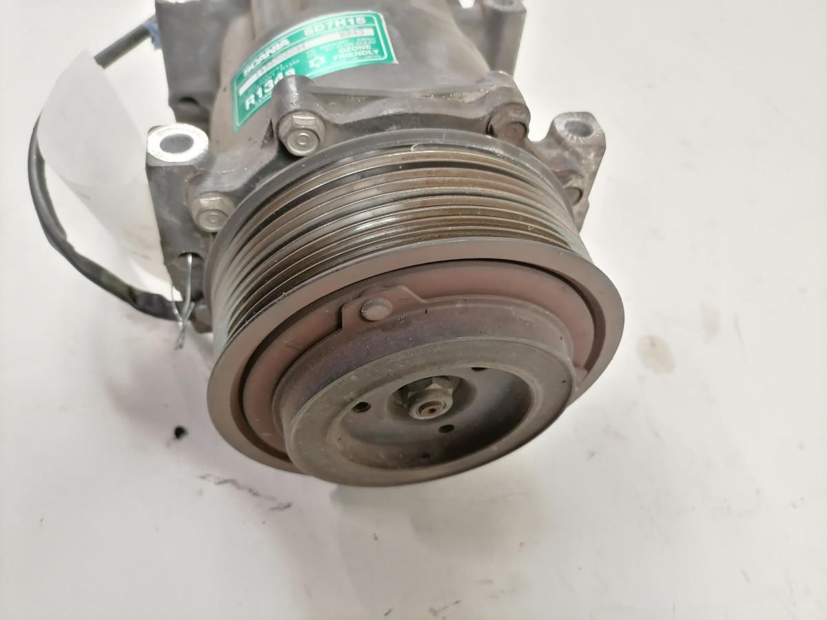 Scania A/C compressor 2564093 - 난방/ 환기 트럭 용 : 사진 2 Scania A/C compressor 2564093 - 난방/ 환기 트럭 용 : 사진 2