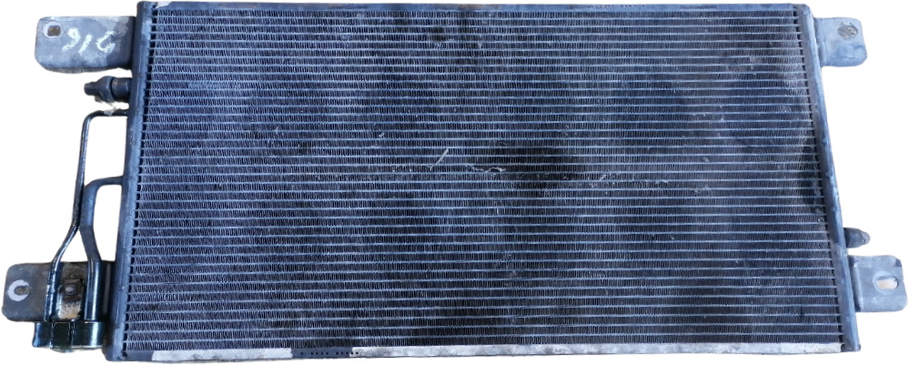 Scania A/C radiator 1790840 - 난방/ 환기 트럭 용 : 사진 1 Scania A/C radiator 1790840 - 난방/ 환기 트럭 용 : 사진 1