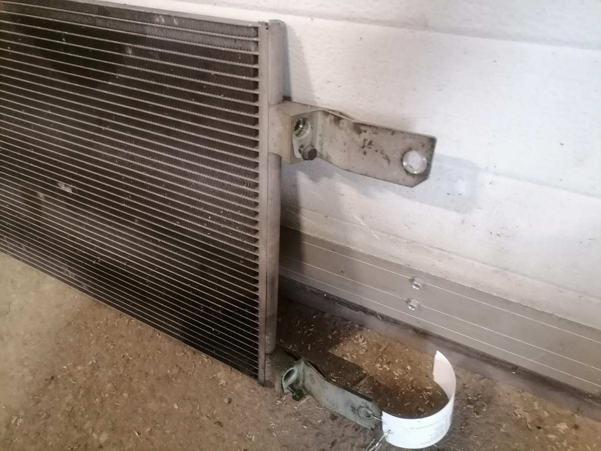 Scania A/C radiator 2715918 - 난방/ 환기 트럭 용 : 사진 5 Scania A/C radiator 2715918 - 난방/ 환기 트럭 용 : 사진 5