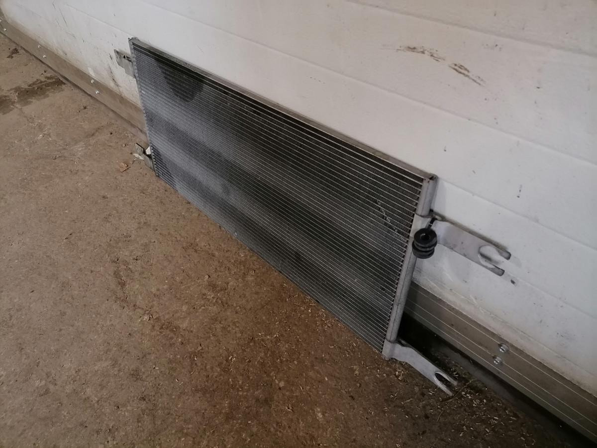 Scania A/C radiator 2715918 - 난방/ 환기 트럭 용 : 사진 4 Scania A/C radiator 2715918 - 난방/ 환기 트럭 용 : 사진 4