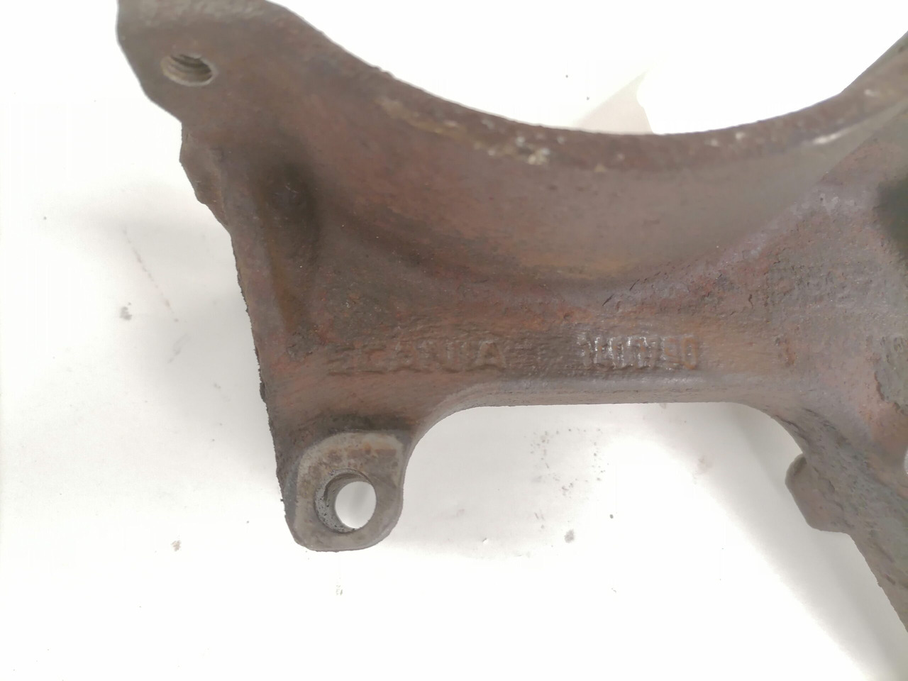 Scania Air conditioning compressor carrier 1400790 - 난방/ 환기 트럭 용 : 사진 3 Scania Air conditioning compressor carrier 1400790 - 난방/ 환기 트럭 용 : 사진 3