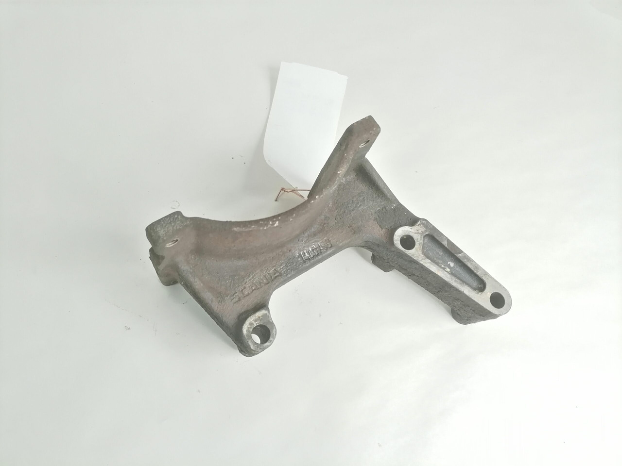 Scania Air conditioning compressor carrier 1400790 - 난방/ 환기 트럭 용 : 사진 2 Scania Air conditioning compressor carrier 1400790 - 난방/ 환기 트럭 용 : 사진 2