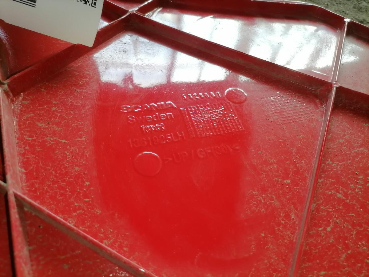 Scania Air deflector 1361925 - 공기역학/ 스포일러 트럭 용 : 사진 3 Scania Air deflector 1361925 - 공기역학/ 스포일러 트럭 용 : 사진 3