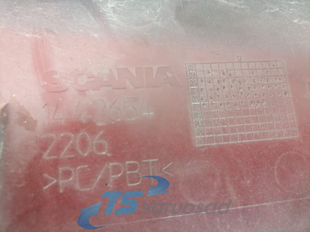 Scania Astmelaua plastik kate, ülemine parem 1442654 - 걸음 트럭 용 : 사진 3 Scania Astmelaua plastik kate, ülemine parem 1442654 - 걸음 트럭 용 : 사진 3