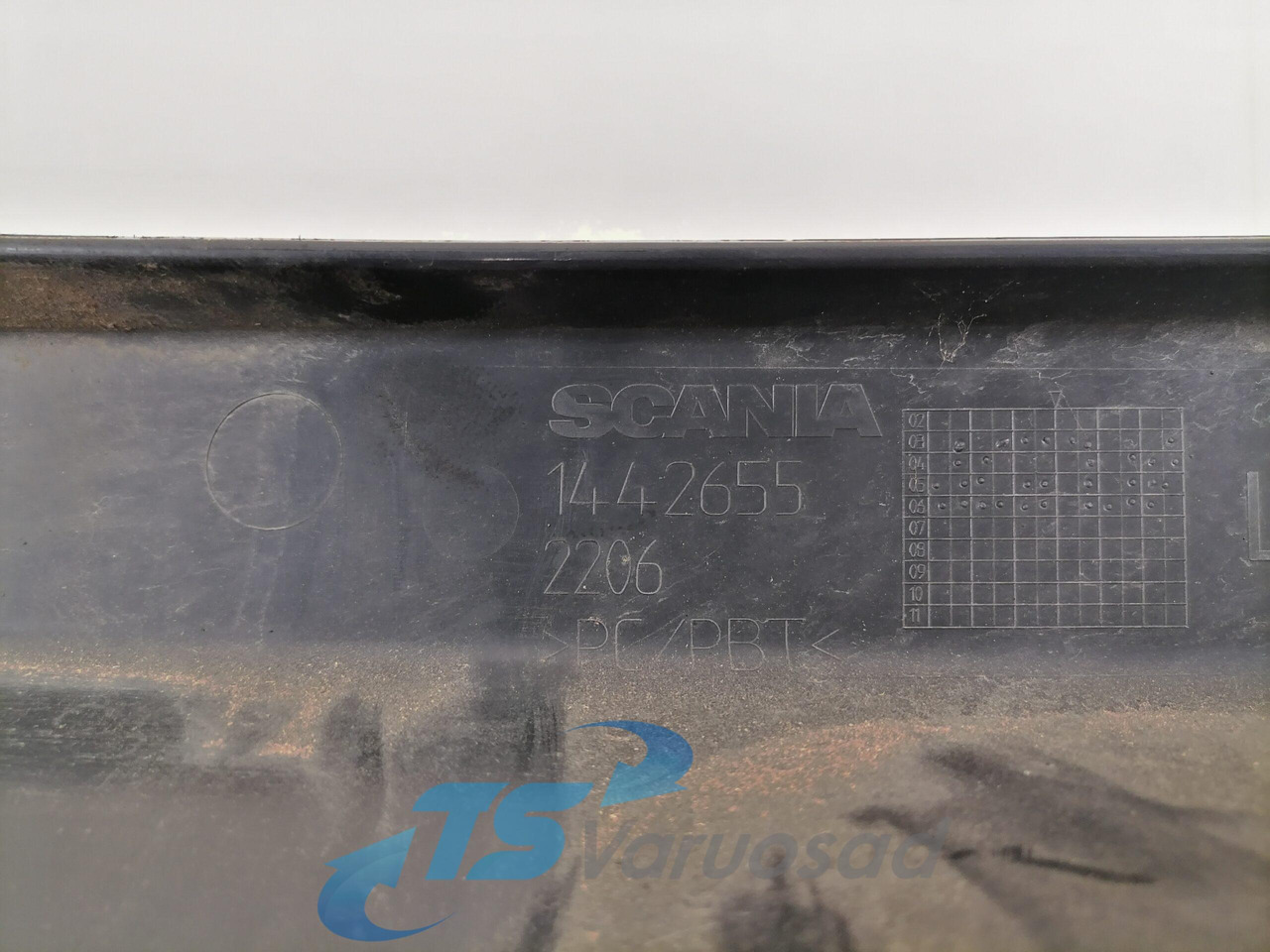 Scania Astmelaua plastik kate, ülemine vasak 1442655 - 걸음 트럭 용 : 사진 3 Scania Astmelaua plastik kate, ülemine vasak 1442655 - 걸음 트럭 용 : 사진 3