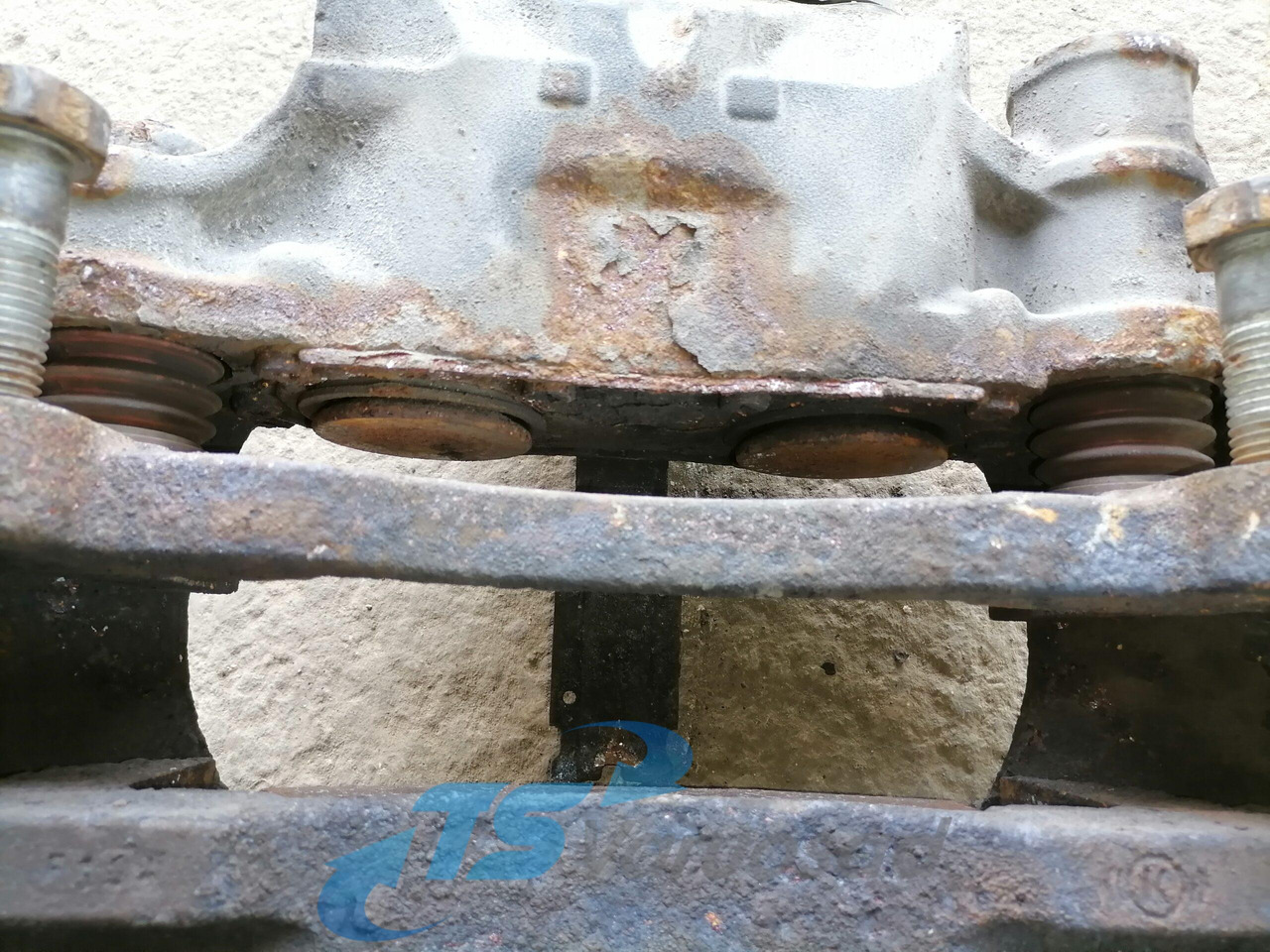 Scania Brake caliper 1744250 - 브레이크 부품 트럭 용 : 사진 2 Scania Brake caliper 1744250 - 브레이크 부품 트럭 용 : 사진 2