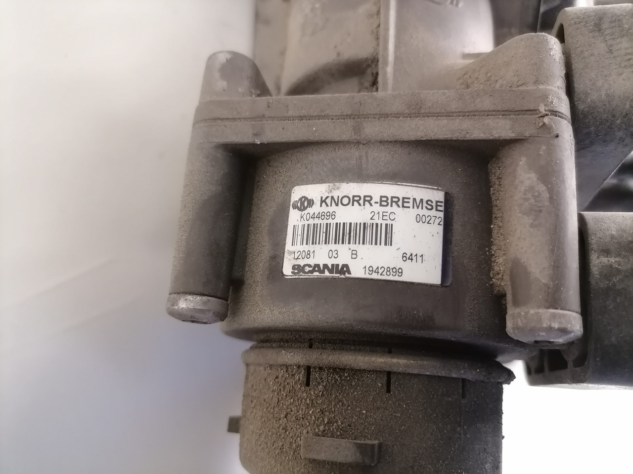 Scania Brake pressure control 1942899 - 브레이크 밸브 트럭 용 : 사진 3 Scania Brake pressure control 1942899 - 브레이크 밸브 트럭 용 : 사진 3