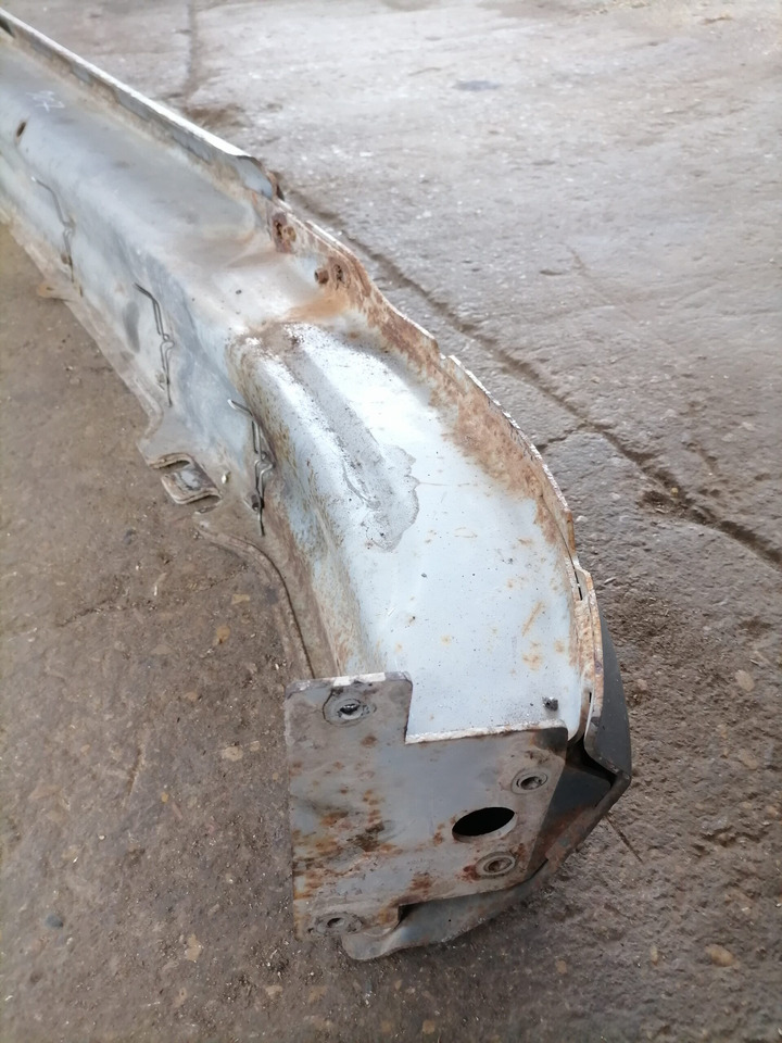 Scania Bumper 1736656 - 범퍼 트럭 용 : 사진 3 Scania Bumper 1736656 - 범퍼 트럭 용 : 사진 3