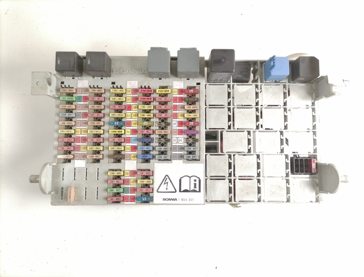 Scania Central electric unit 1854357 - 퓨즈 트럭 용 : 사진 2 Scania Central electric unit 1854357 - 퓨즈 트럭 용 : 사진 2