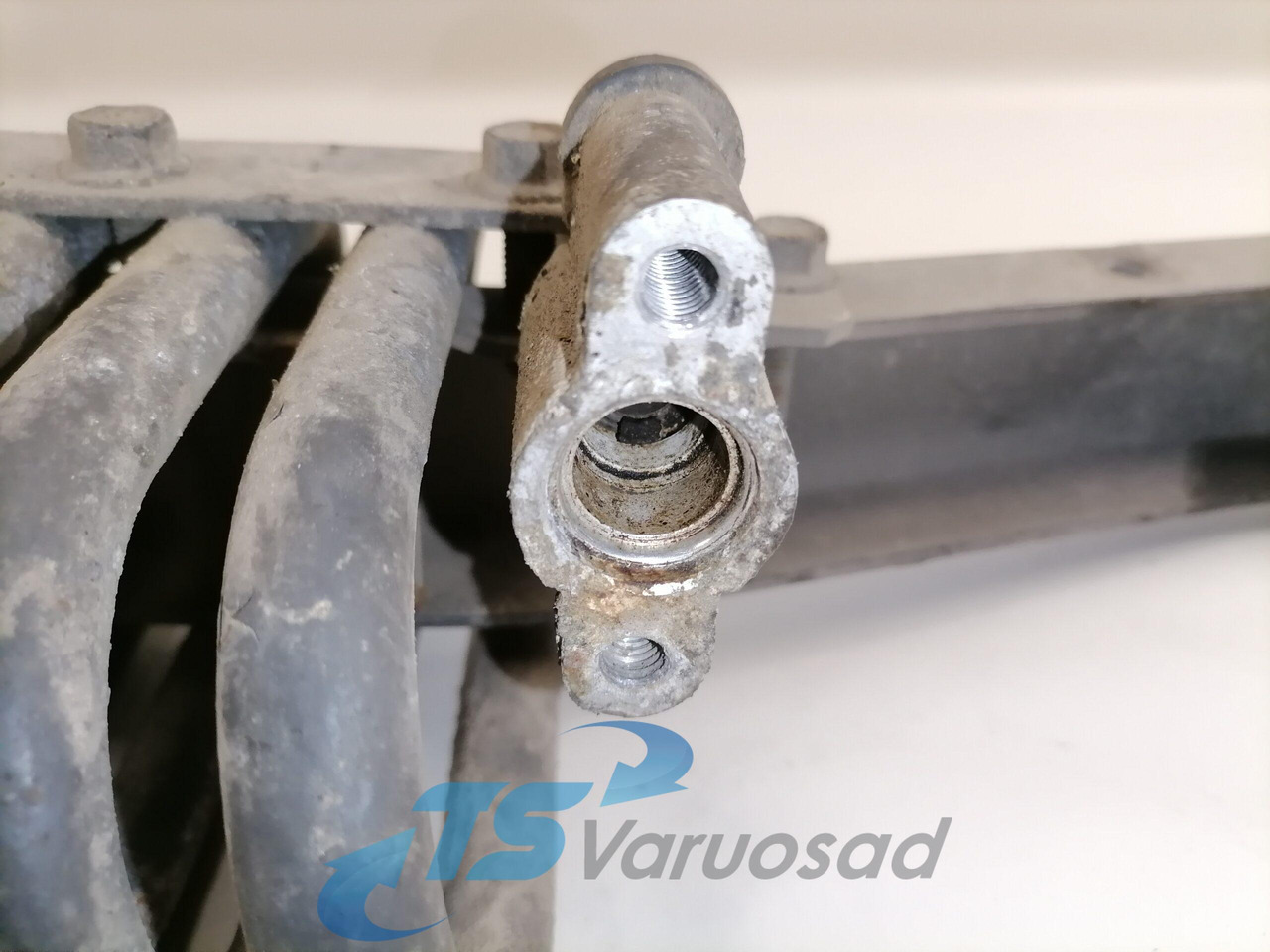 Scania Compressor air pipe 1516207 - 에어 브레이크 컴프레서 트럭 용 : 사진 4 Scania Compressor air pipe 1516207 - 에어 브레이크 컴프레서 트럭 용 : 사진 4