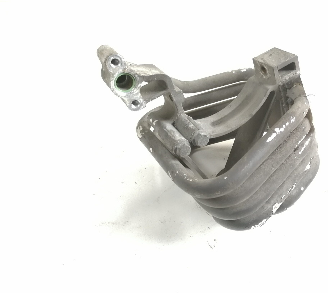 Scania Compressor air pipe 1798270 - 에어 브레이크 컴프레서 트럭 용 : 사진 2 Scania Compressor air pipe 1798270 - 에어 브레이크 컴프레서 트럭 용 : 사진 2