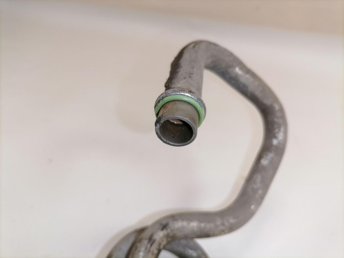 Scania Compressor air pipe 2409546 - 에어 브레이크 컴프레서 트럭 용 : 사진 5 Scania Compressor air pipe 2409546 - 에어 브레이크 컴프레서 트럭 용 : 사진 5